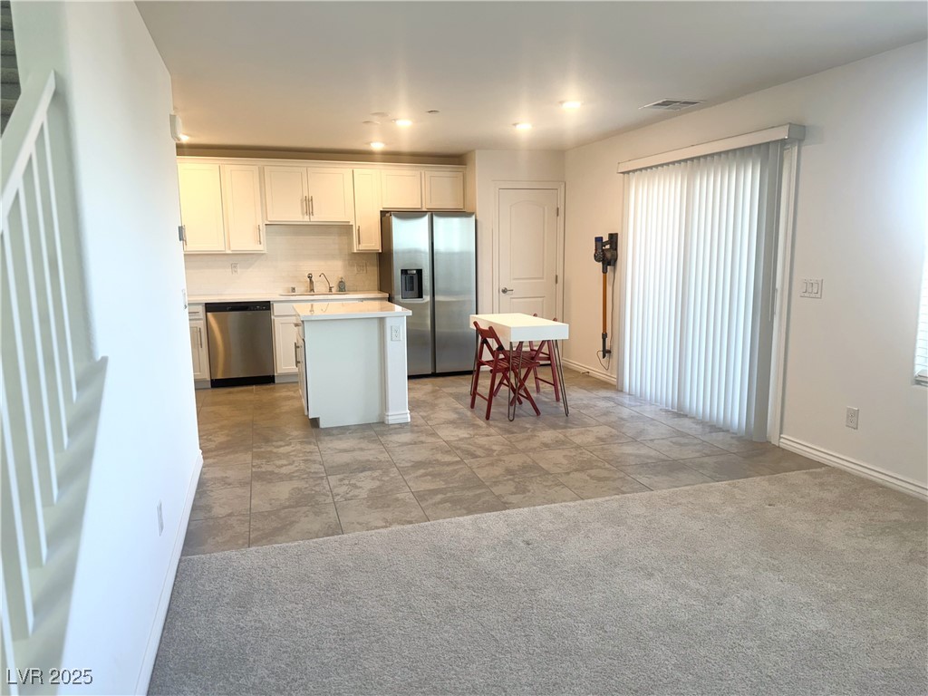 356 Rosefinch Street