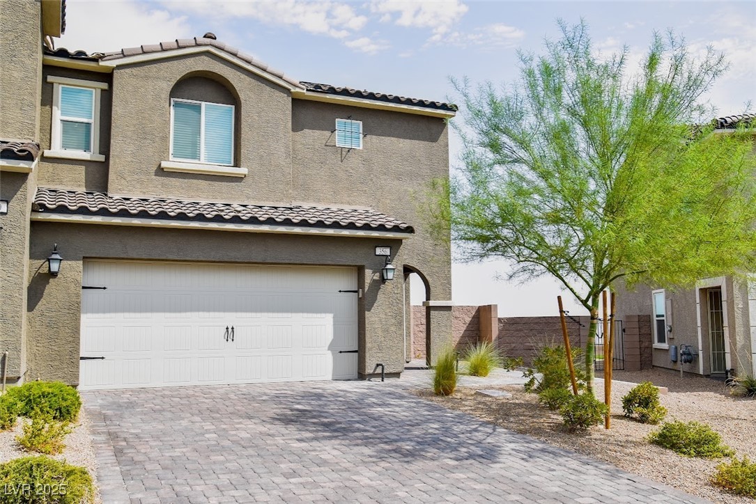 356 Rosefinch Street