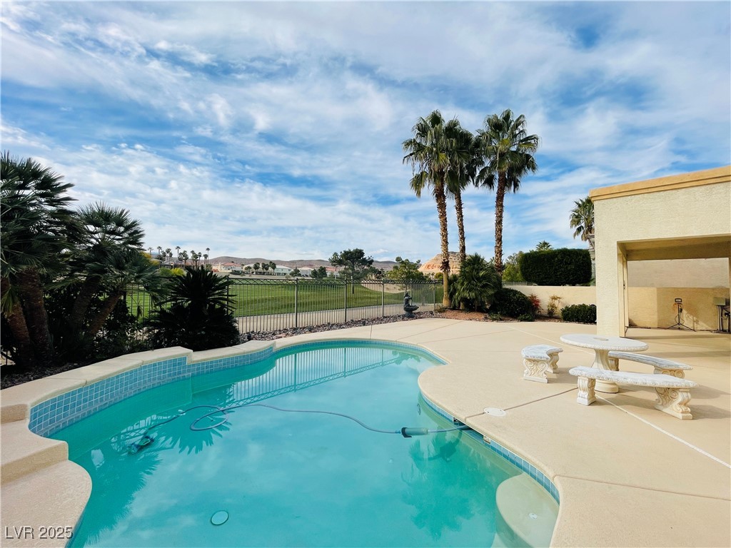231 Cliff Valley Drive