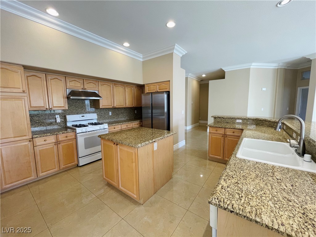 231 Cliff Valley Drive