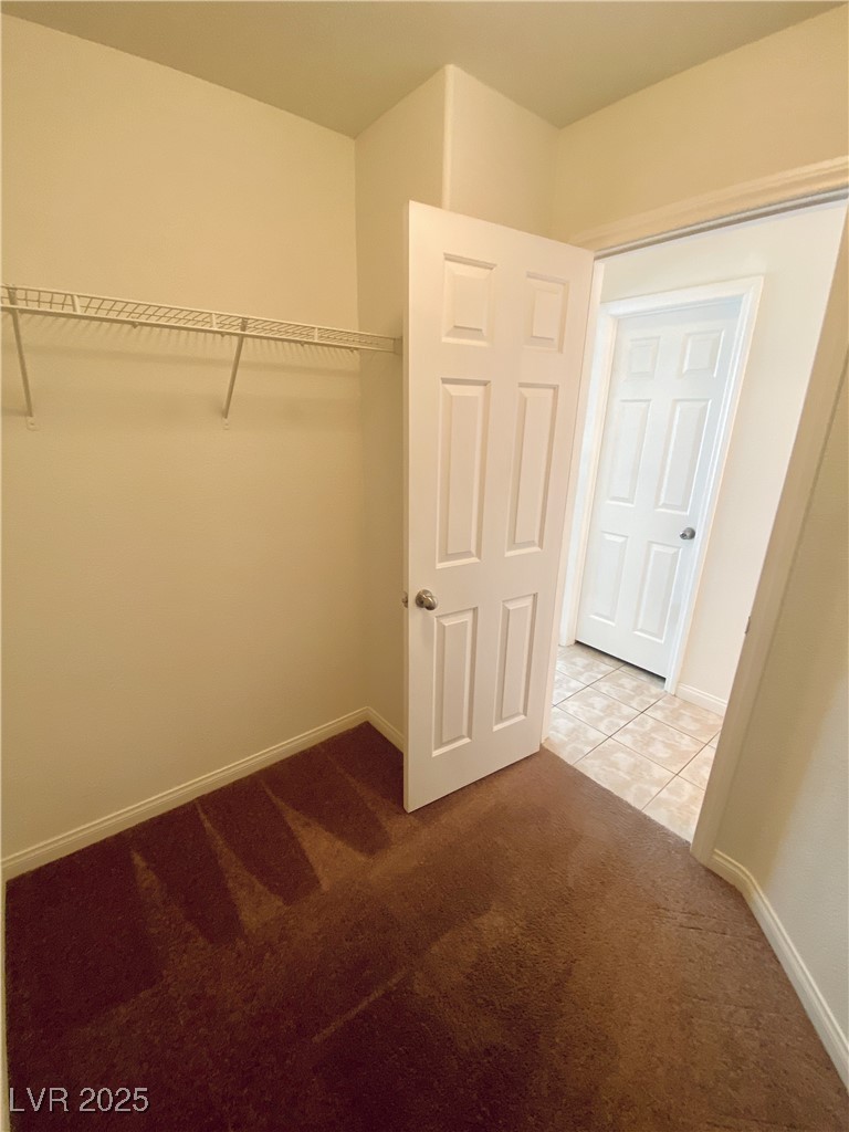 9365 ROPING COWBOY Avenue 0