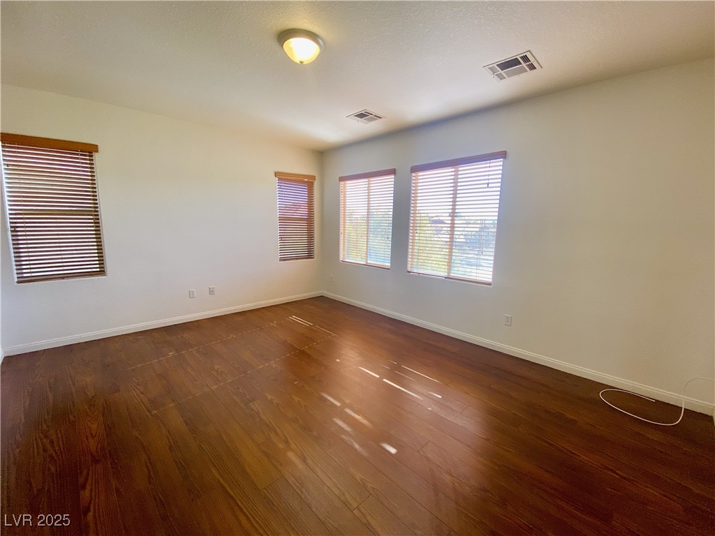 9365 ROPING COWBOY Avenue 0