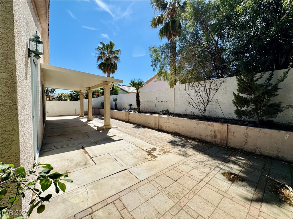 319 Falcons Fire Avenue