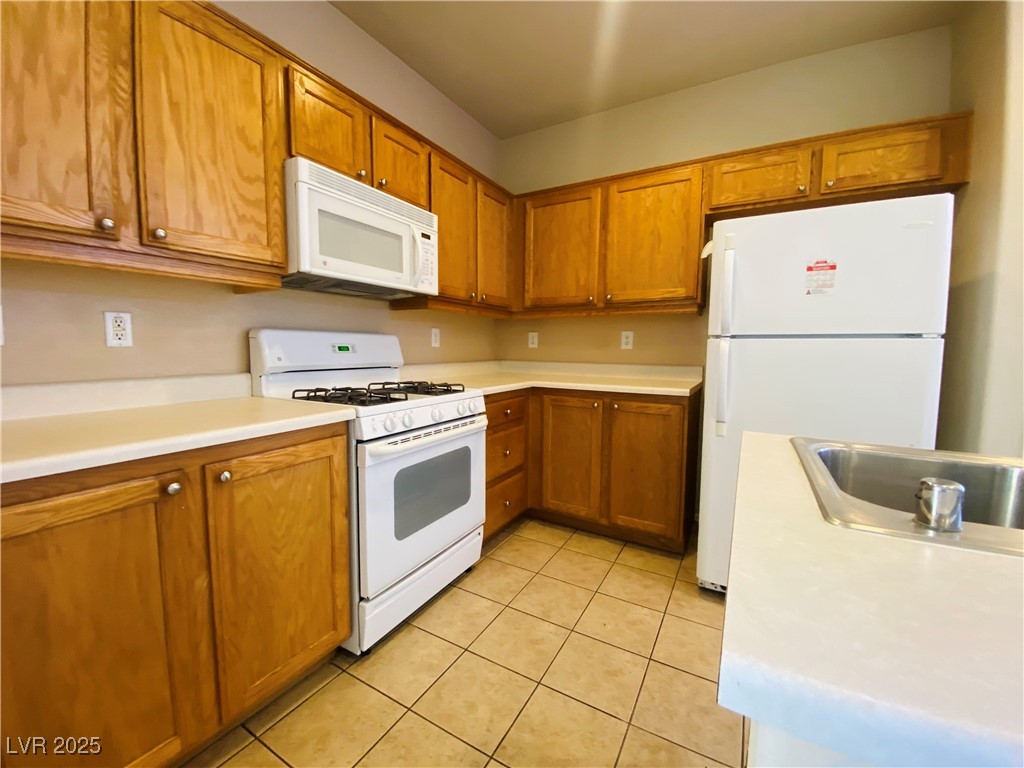 3646 Surfboard Court
