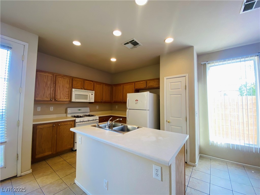 3646 Surfboard Court