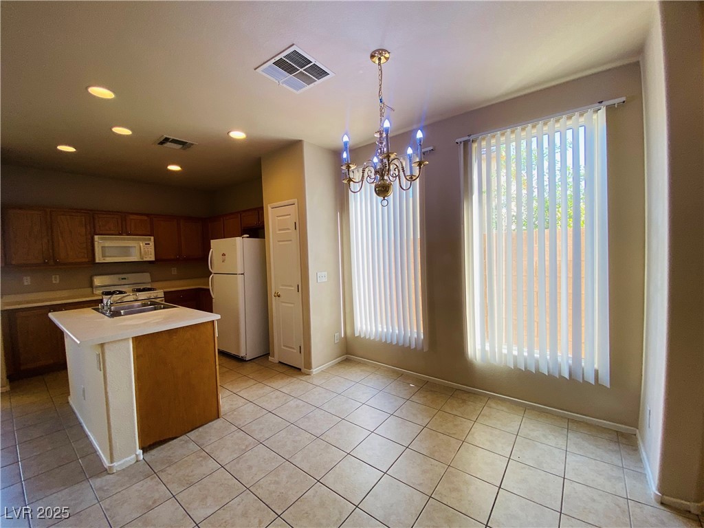 3646 Surfboard Court