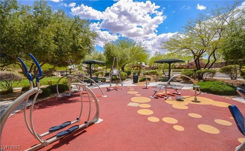 8923 Deep Ridge Court
