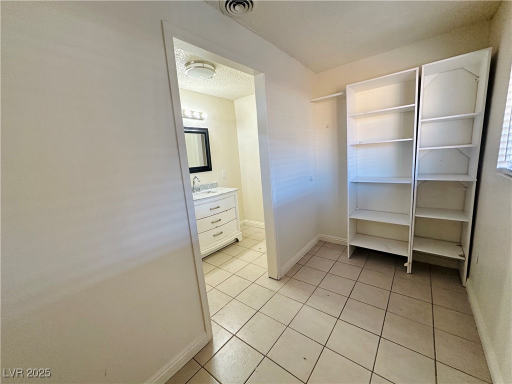 1871 Shadow Mountain Place 1