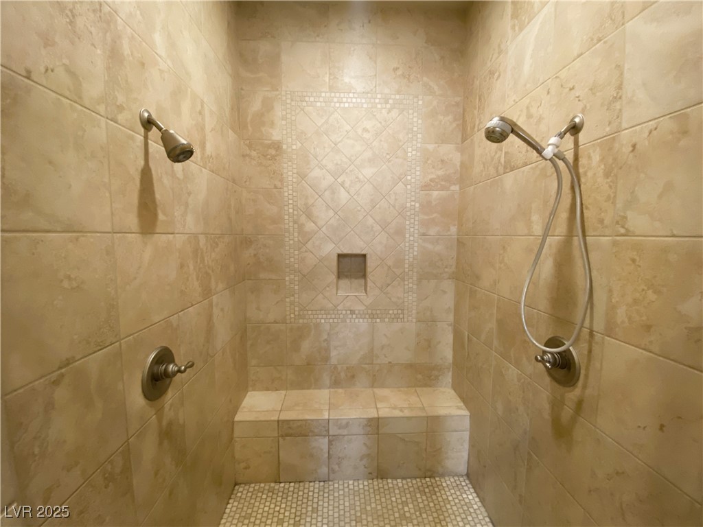 23 Avenida Sorrento