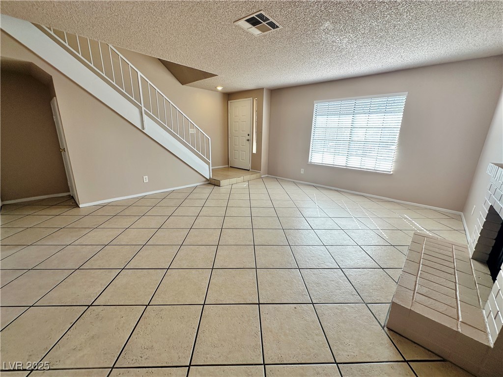 6712 Reggie Circle