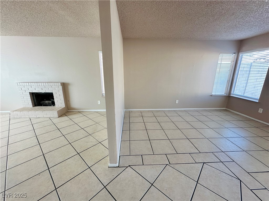 6712 Reggie Circle