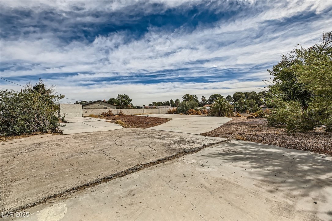 5328 Topaz Street
