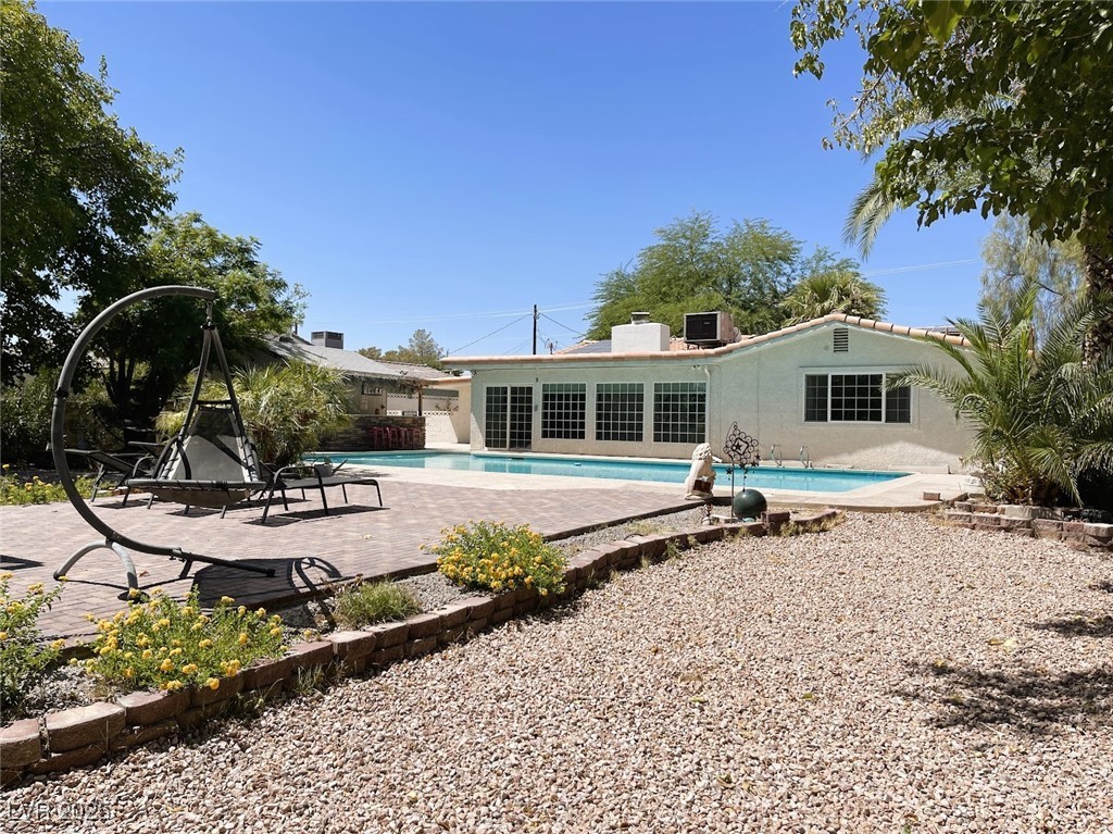 5328 Topaz Street