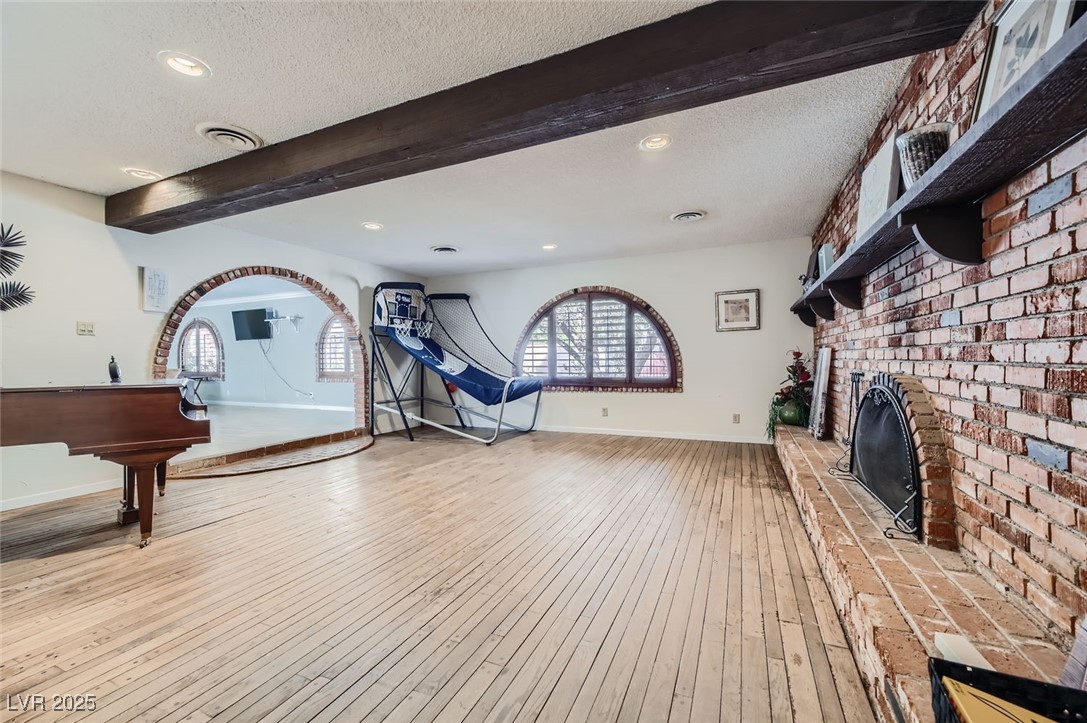 5328 Topaz Street