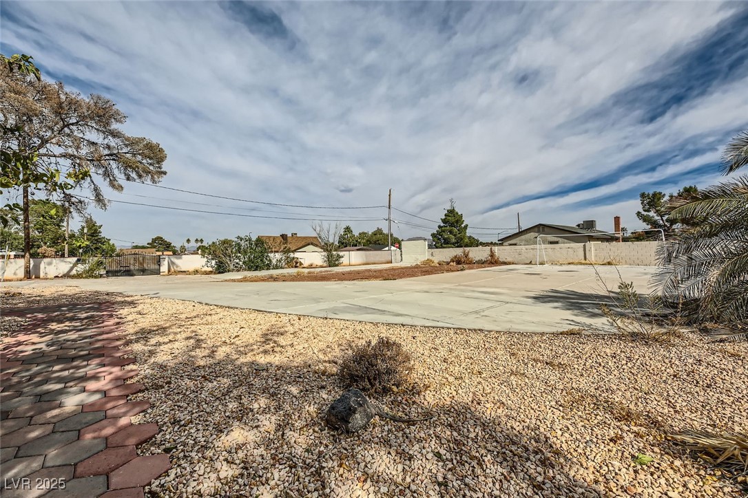 5328 Topaz Street
