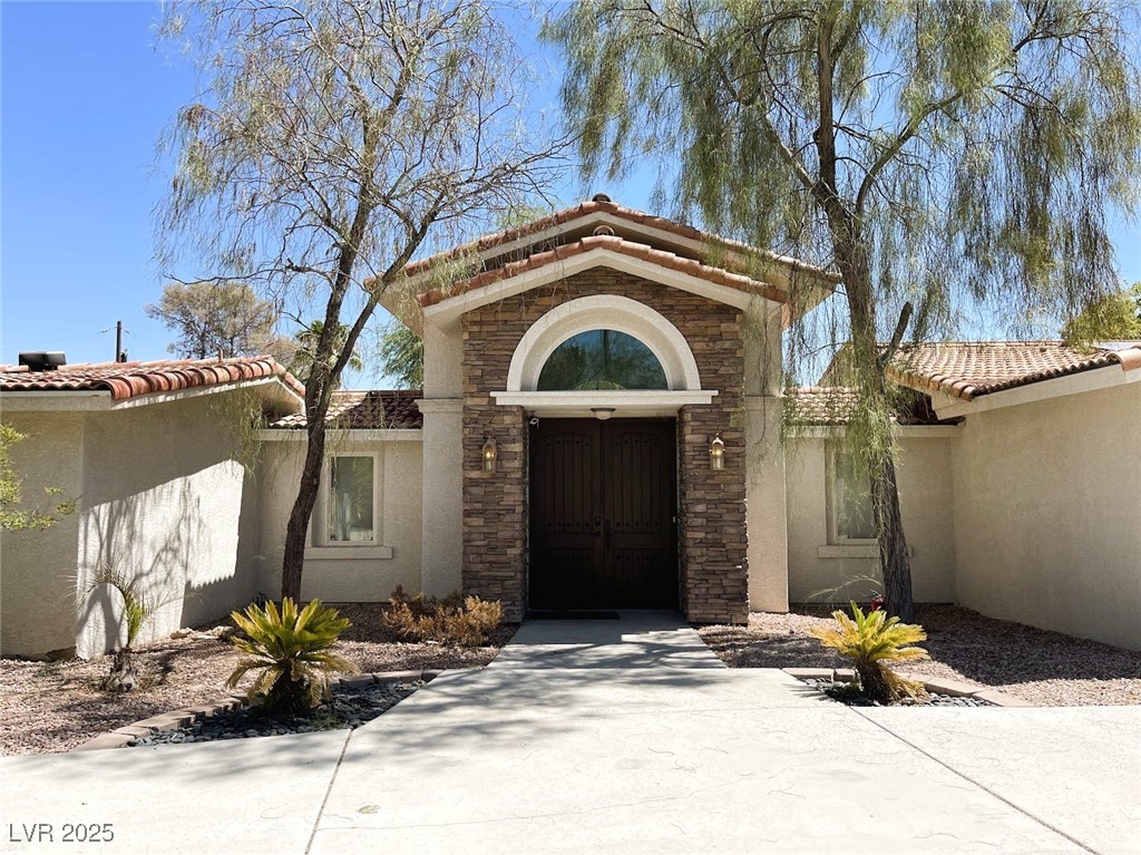 5328 Topaz Street