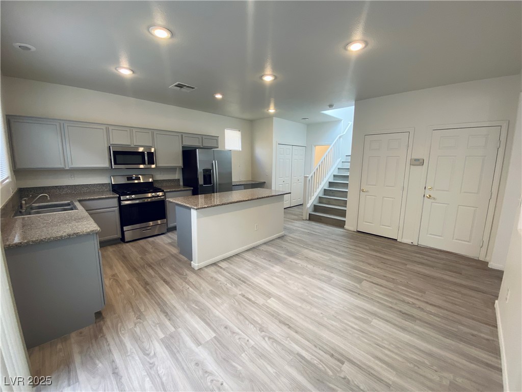 6736 Twisted Wood Drive