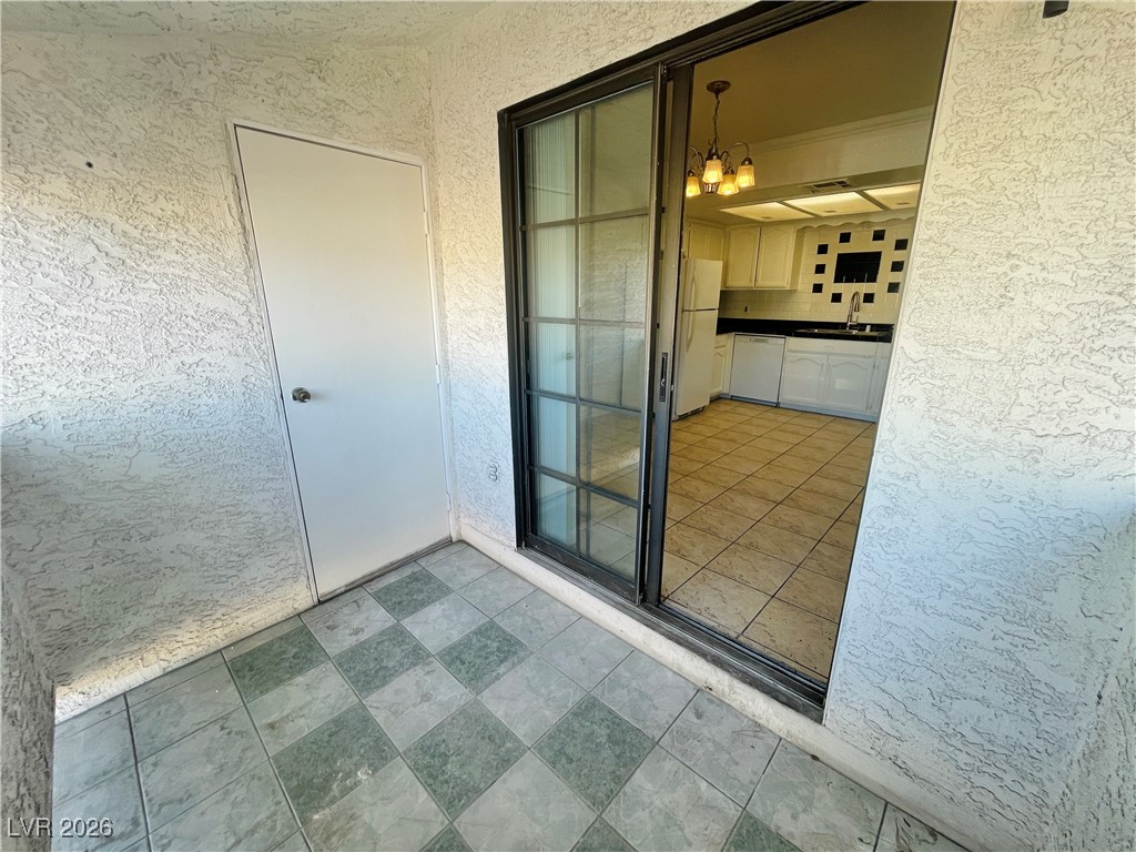 6611 West Tropicana Avenue 202