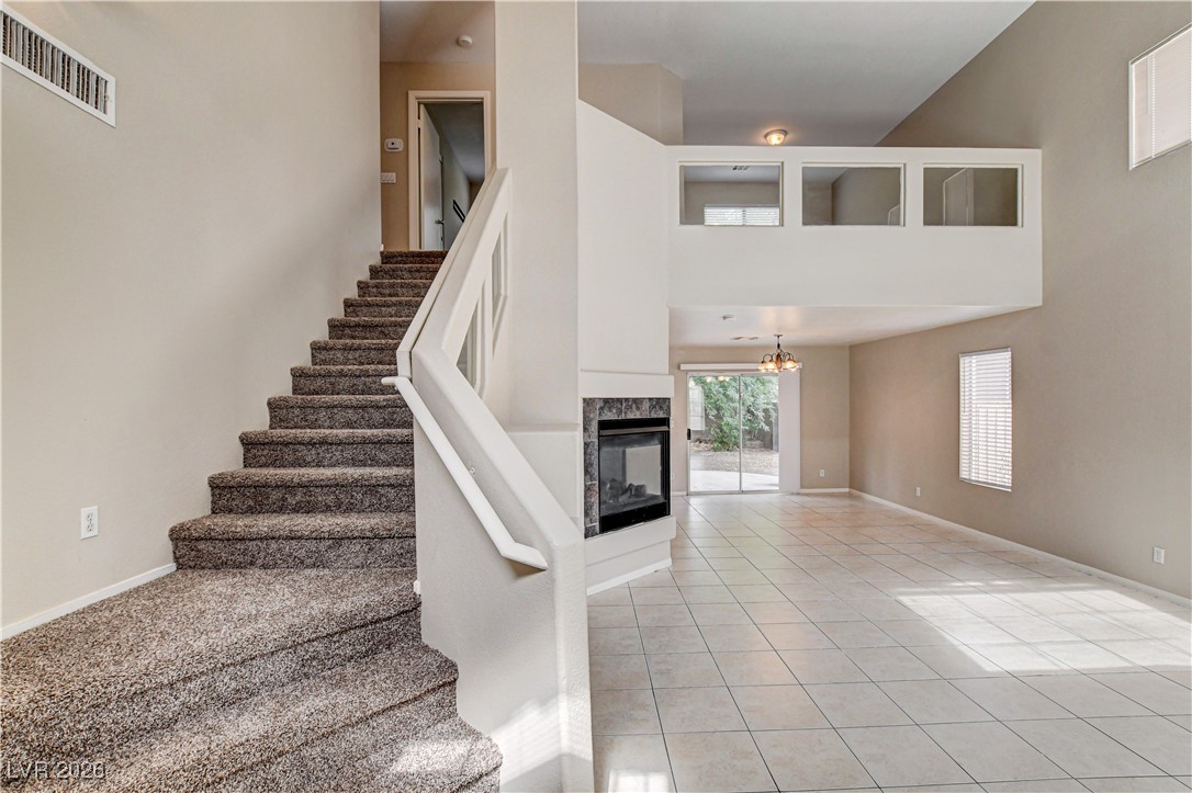 1410 Red Sunset Avenue