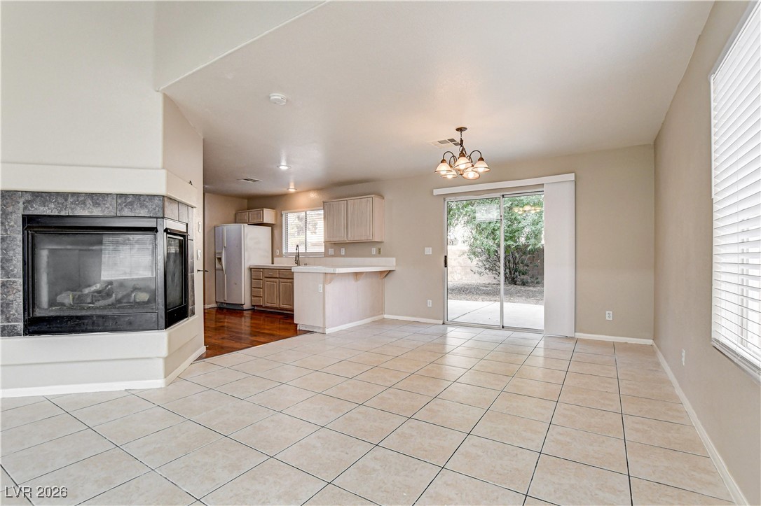 1410 Red Sunset Avenue