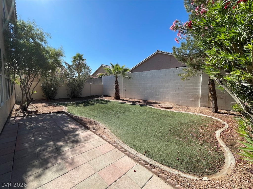 2629 FEATHER CACTUS Court