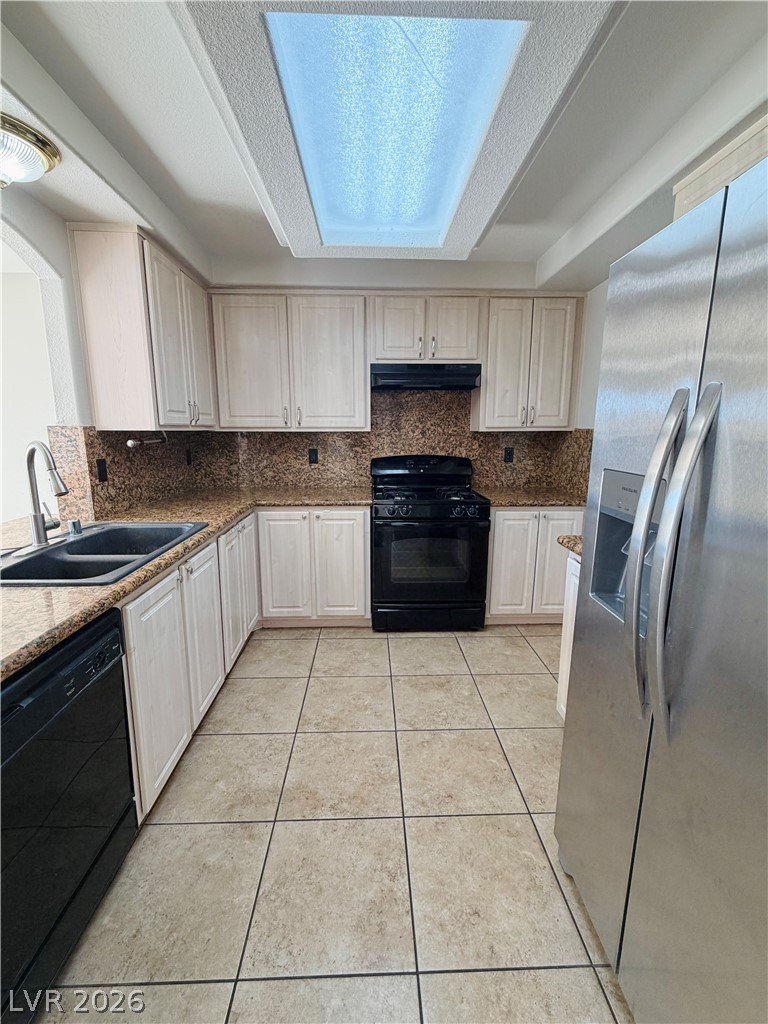 865 Plantain Lily Avenue