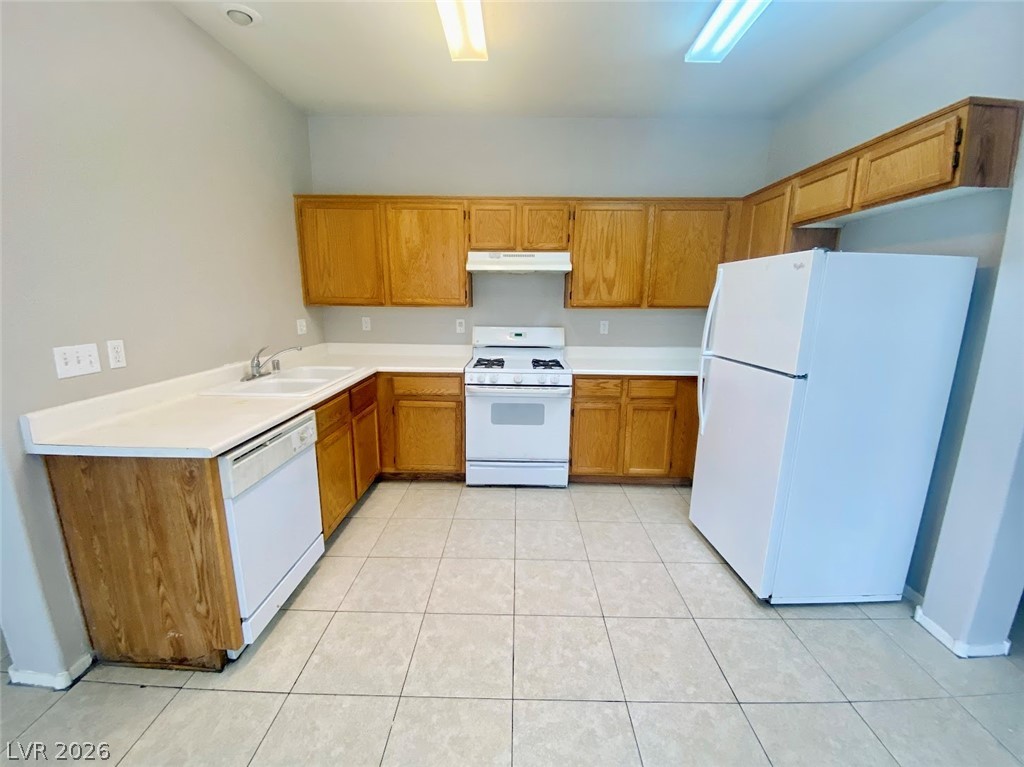 2512 Birds Nest Cactus Court
