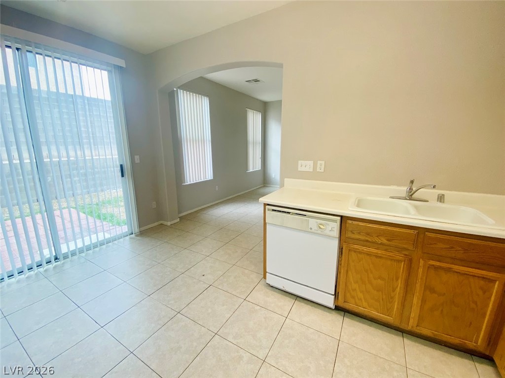 2512 Birds Nest Cactus Court