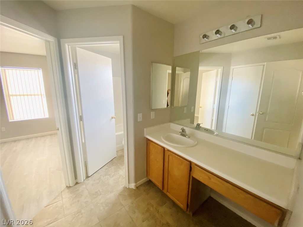 2512 Birds Nest Cactus Court