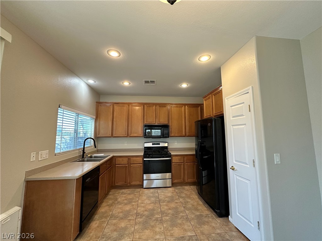 3143 Diamond Crest Lane