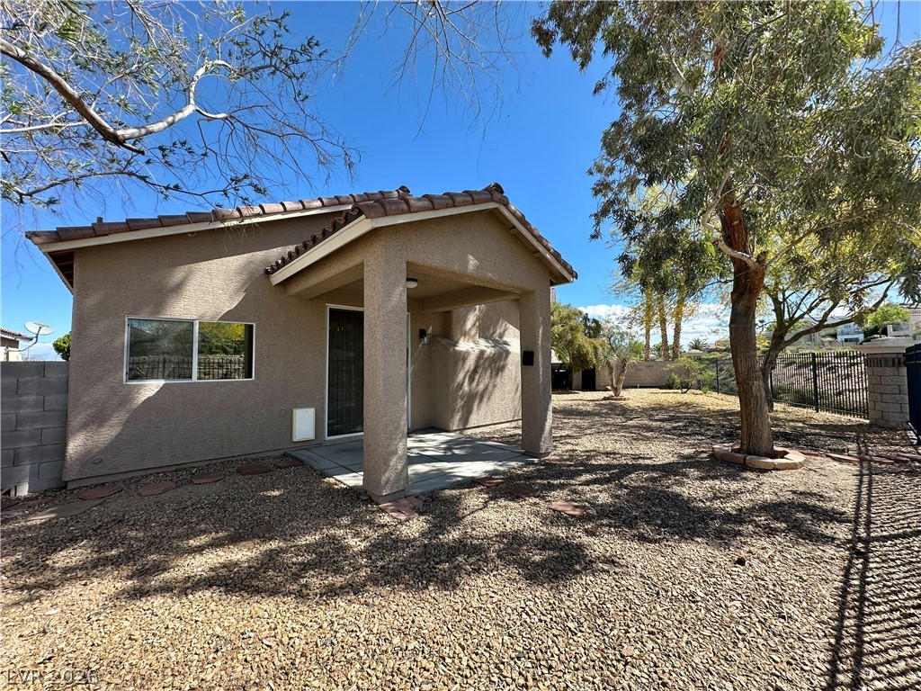 3143 Diamond Crest Lane