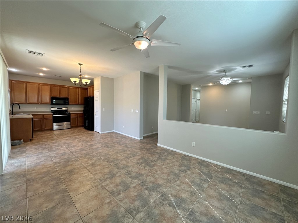 3143 Diamond Crest Lane