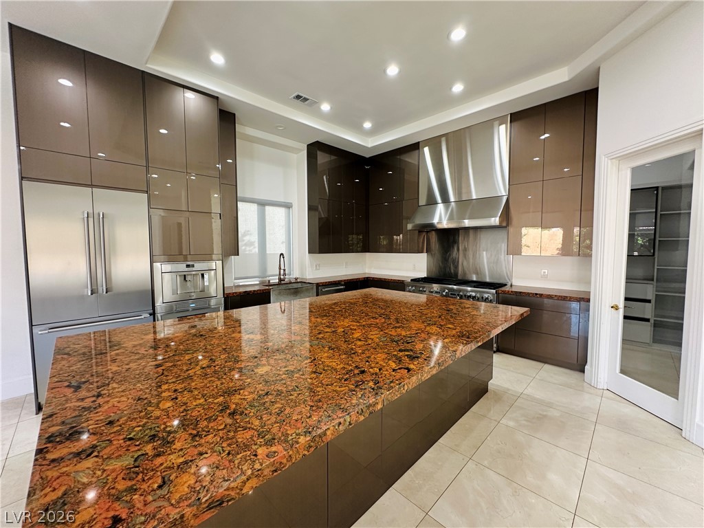 2025 Grouse Street