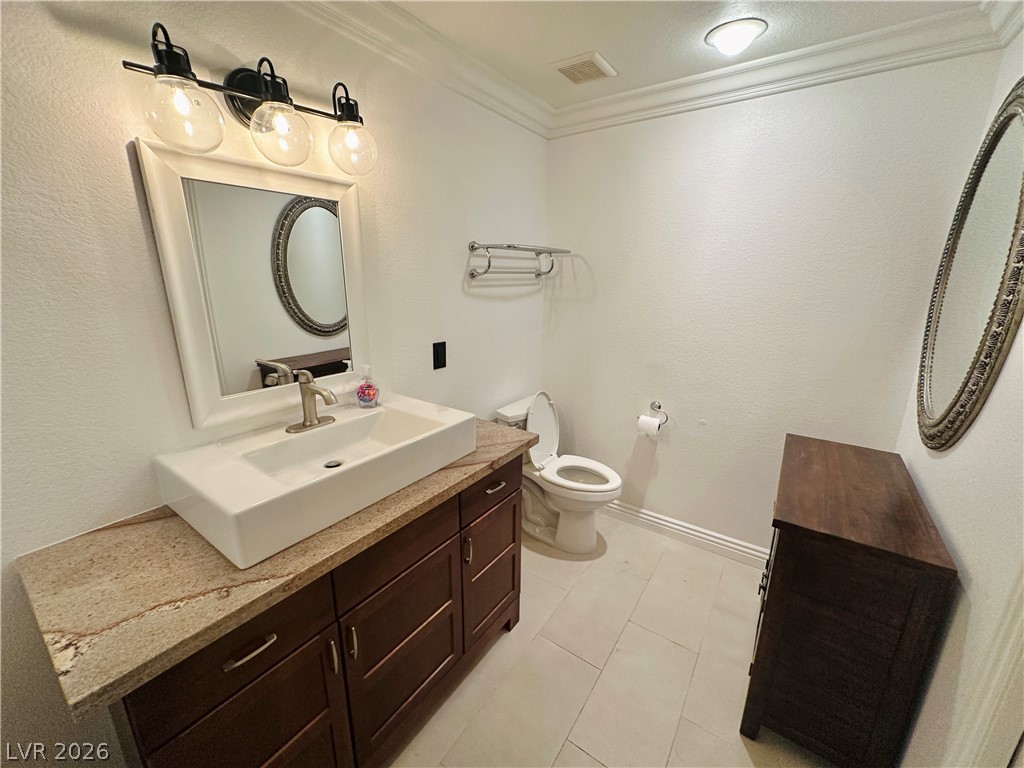 2200 South Fort Apache Road 2251