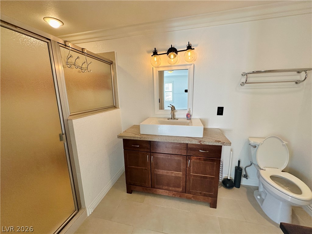 2200 South Fort Apache Road 2251
