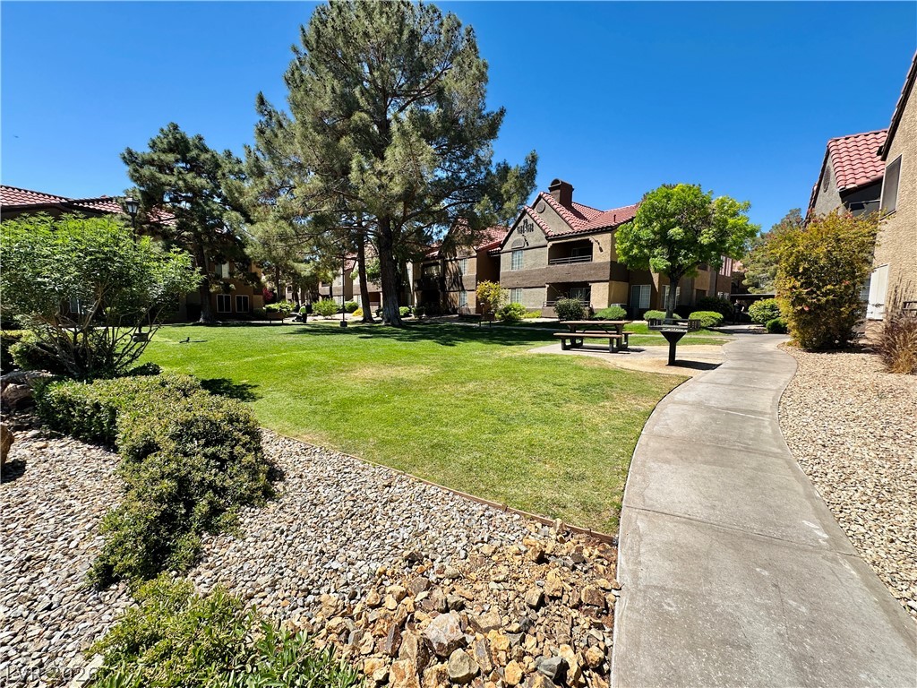 2200 South Fort Apache Road 2251