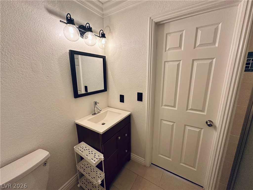 2200 South Fort Apache Road 2251