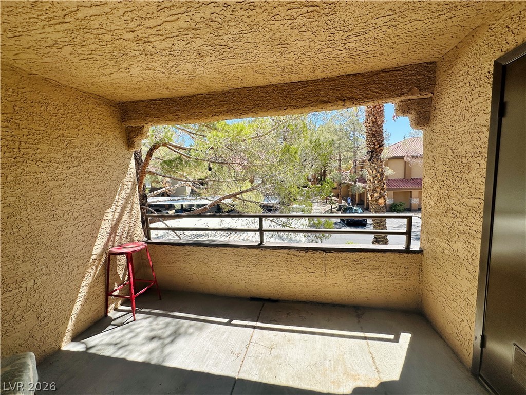 2200 South Fort Apache Road 2251