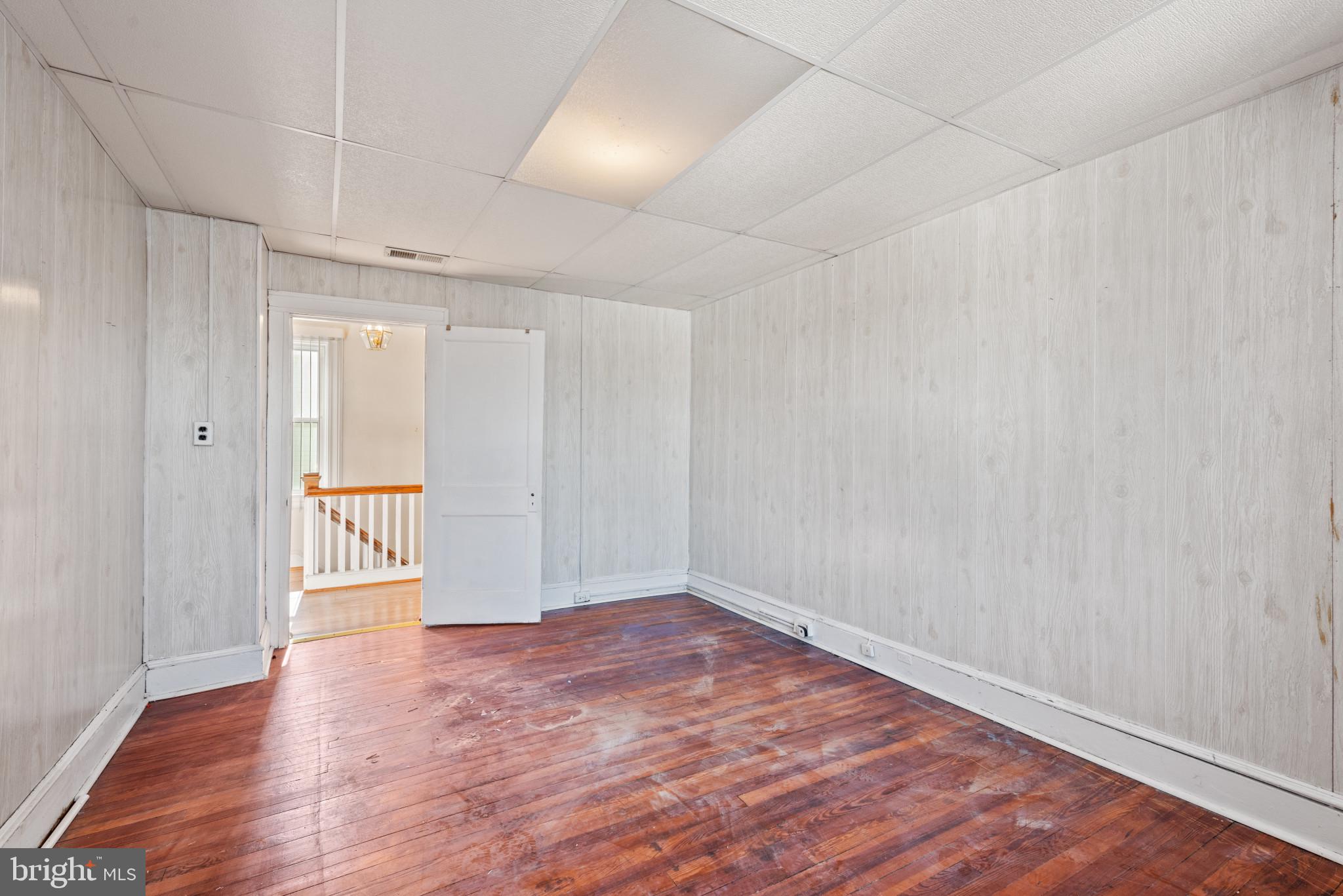 3203 Glen Ave