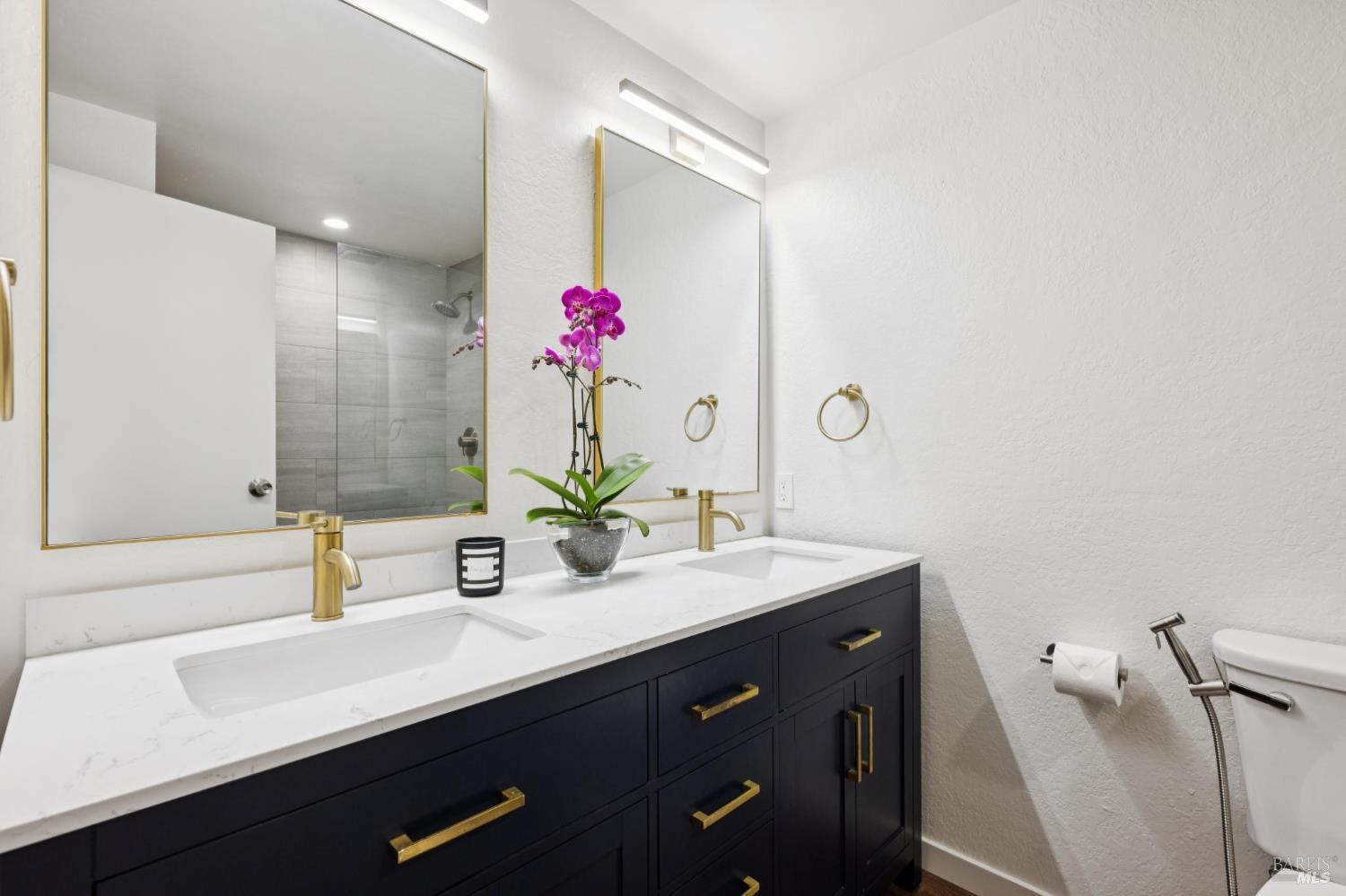 310 Larkspur Plaza Dr