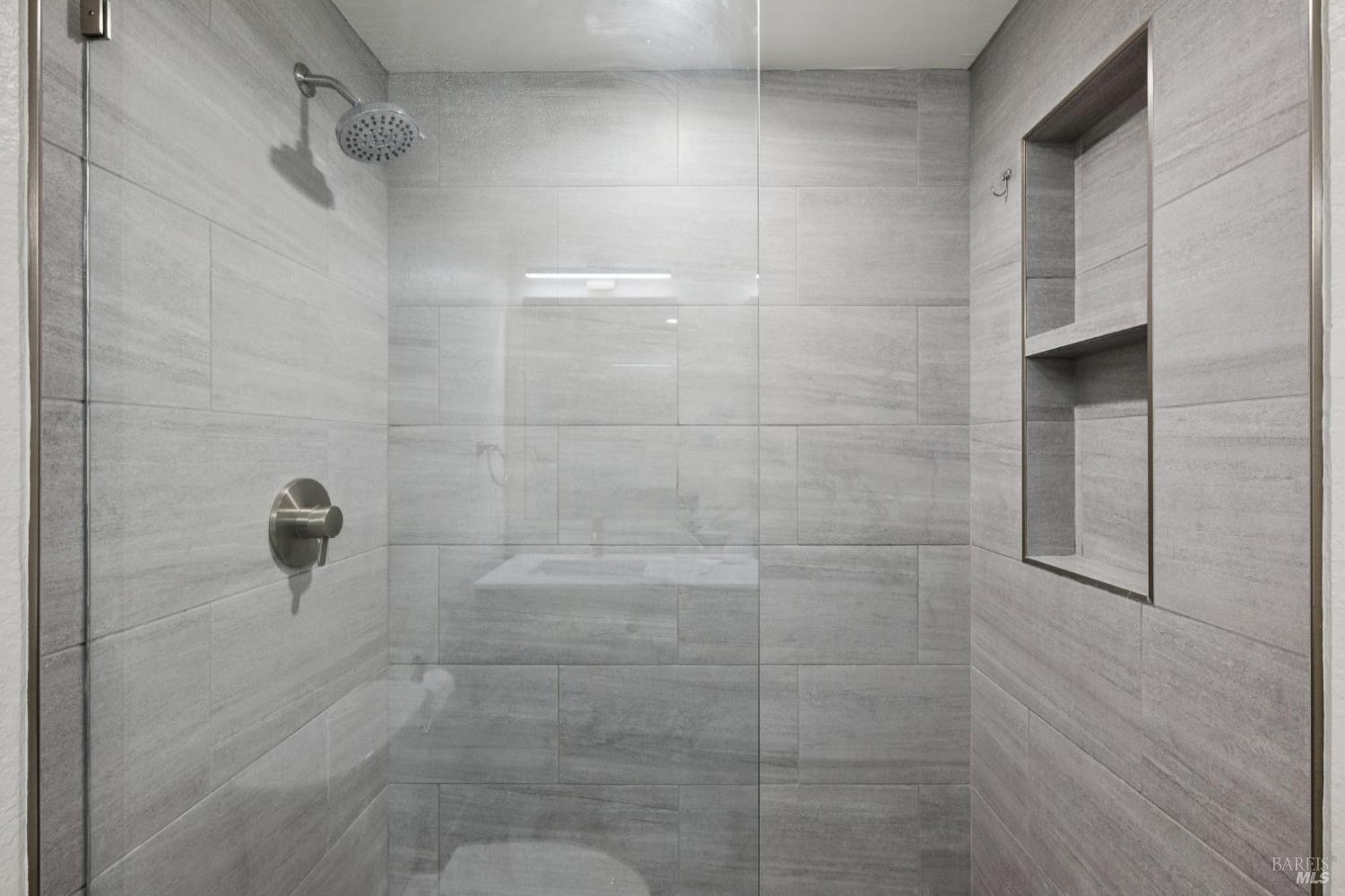 310 Larkspur Plaza Dr