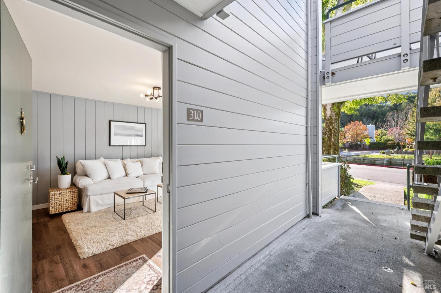 310 Larkspur Plaza Drive