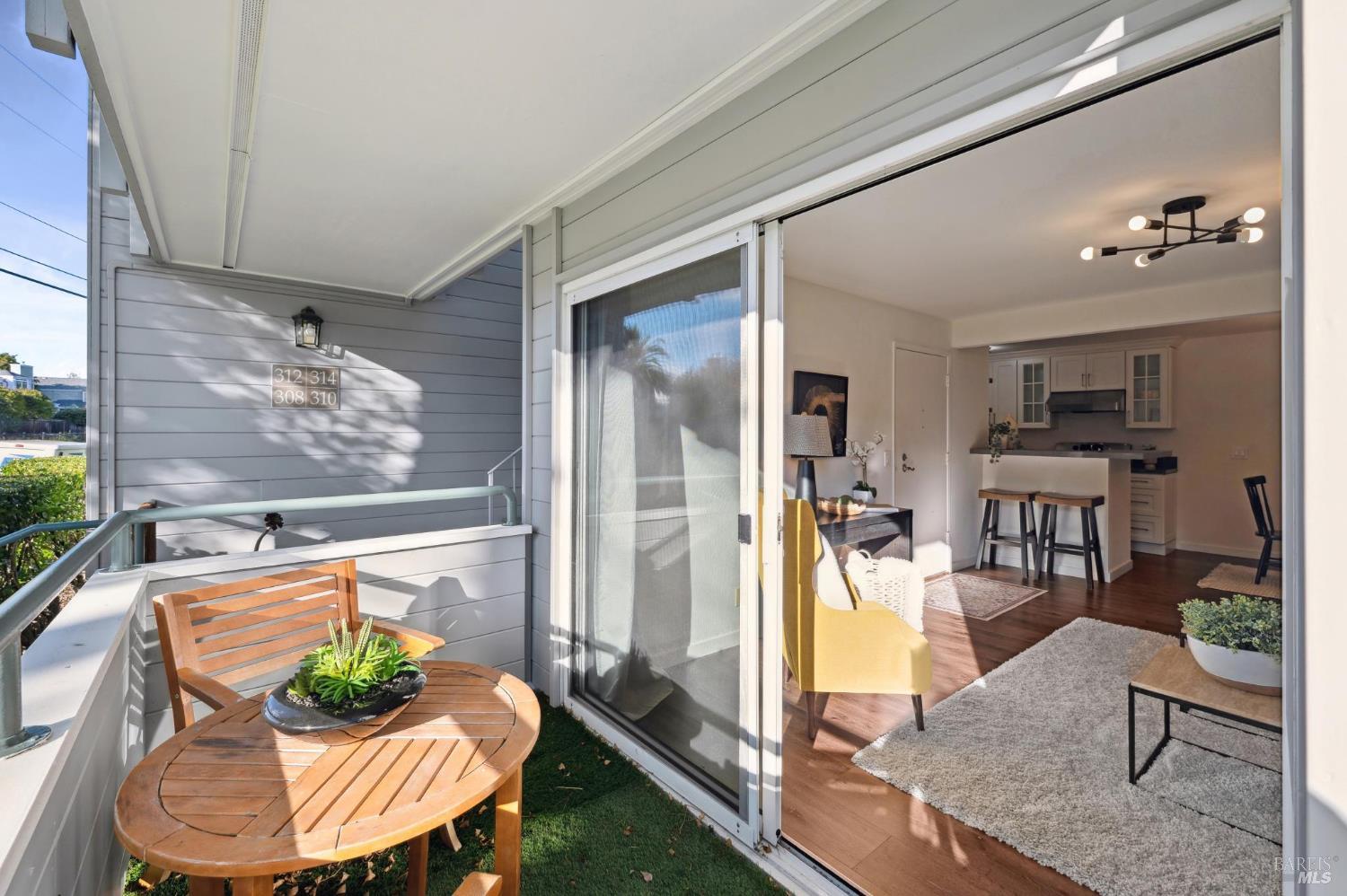 310 Larkspur Plaza Drive