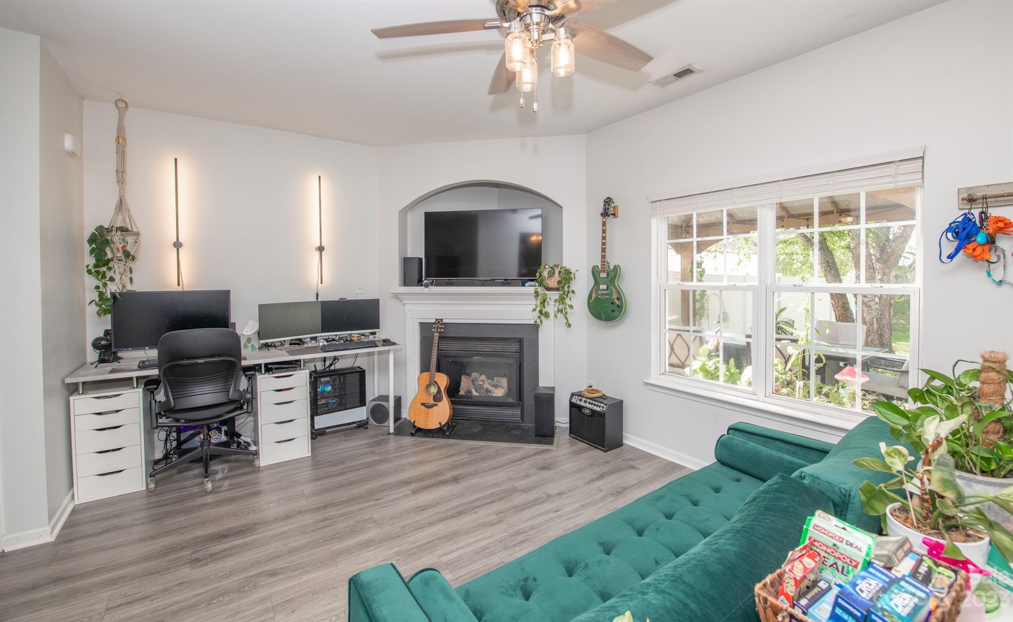 10731 Meadow Crossing Lane