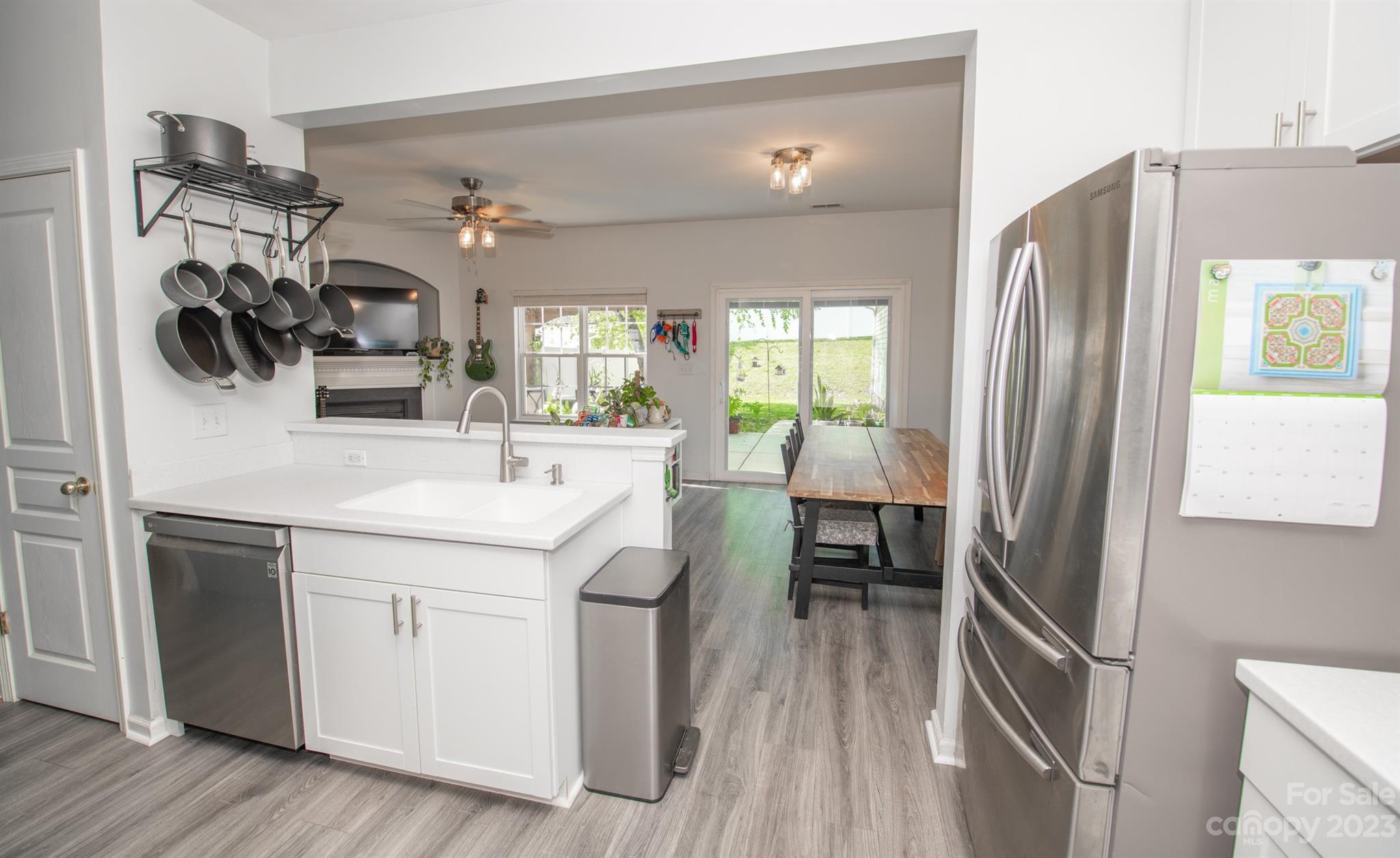 10731 Meadow Crossing Lane