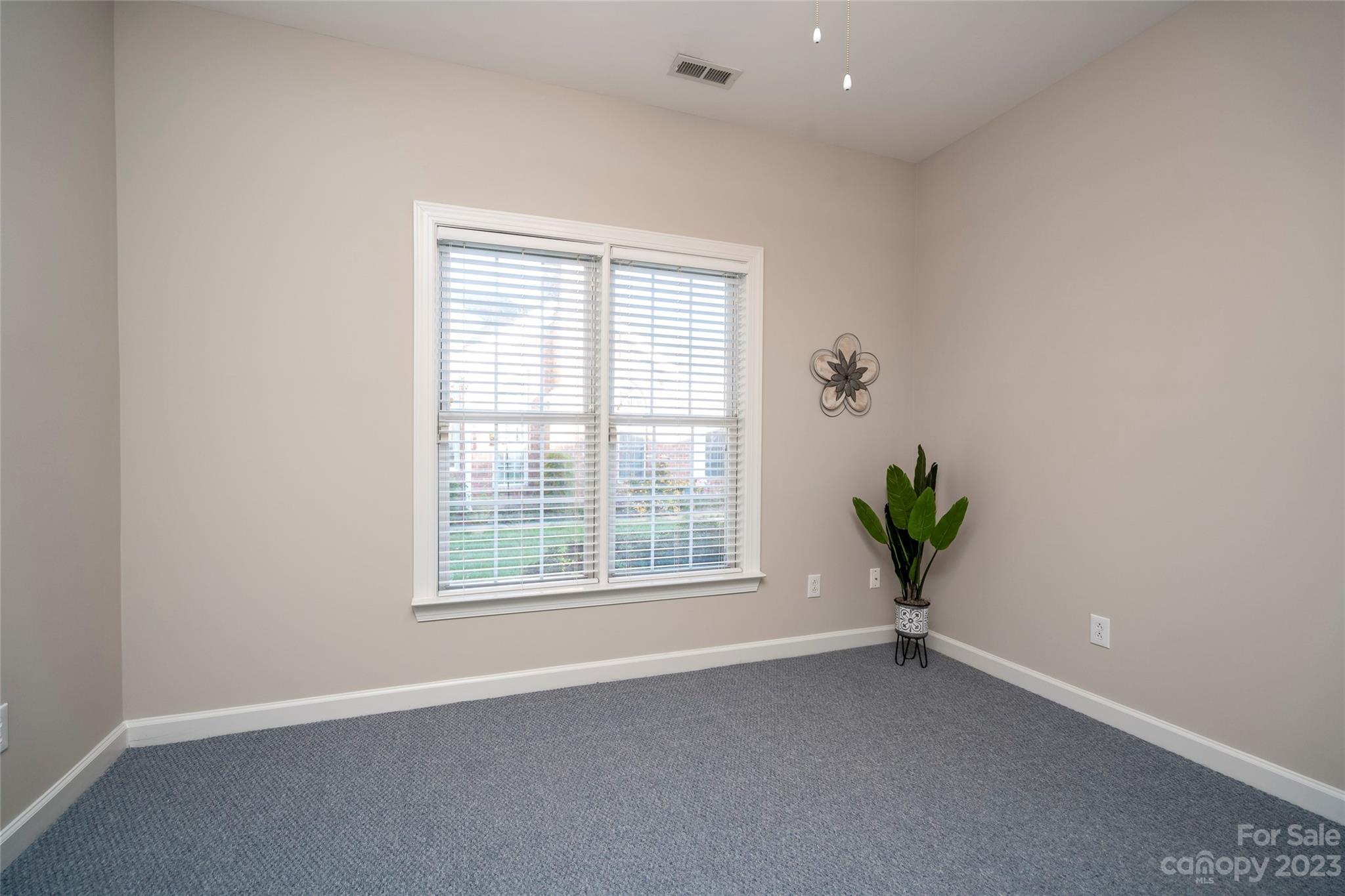 8467 Highland Glen Drive