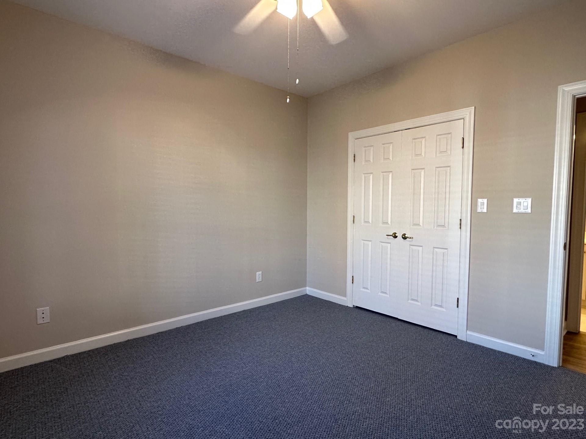 8467 Highland Glen Drive