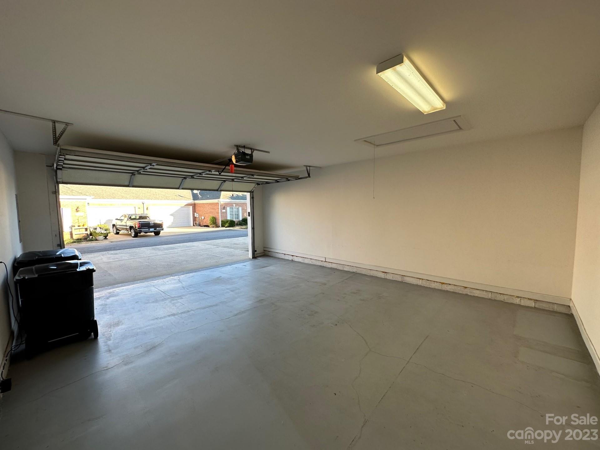 8467 Highland Glen Drive