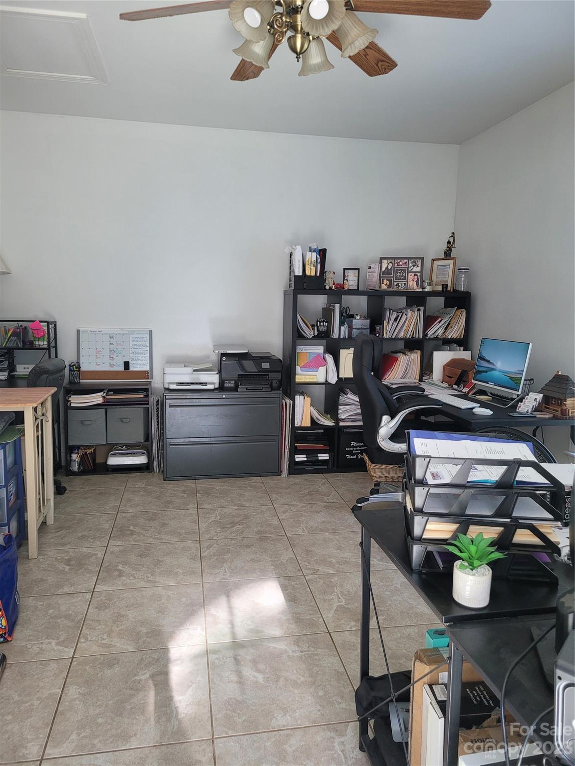 215 Sparta Drive Unit: 28