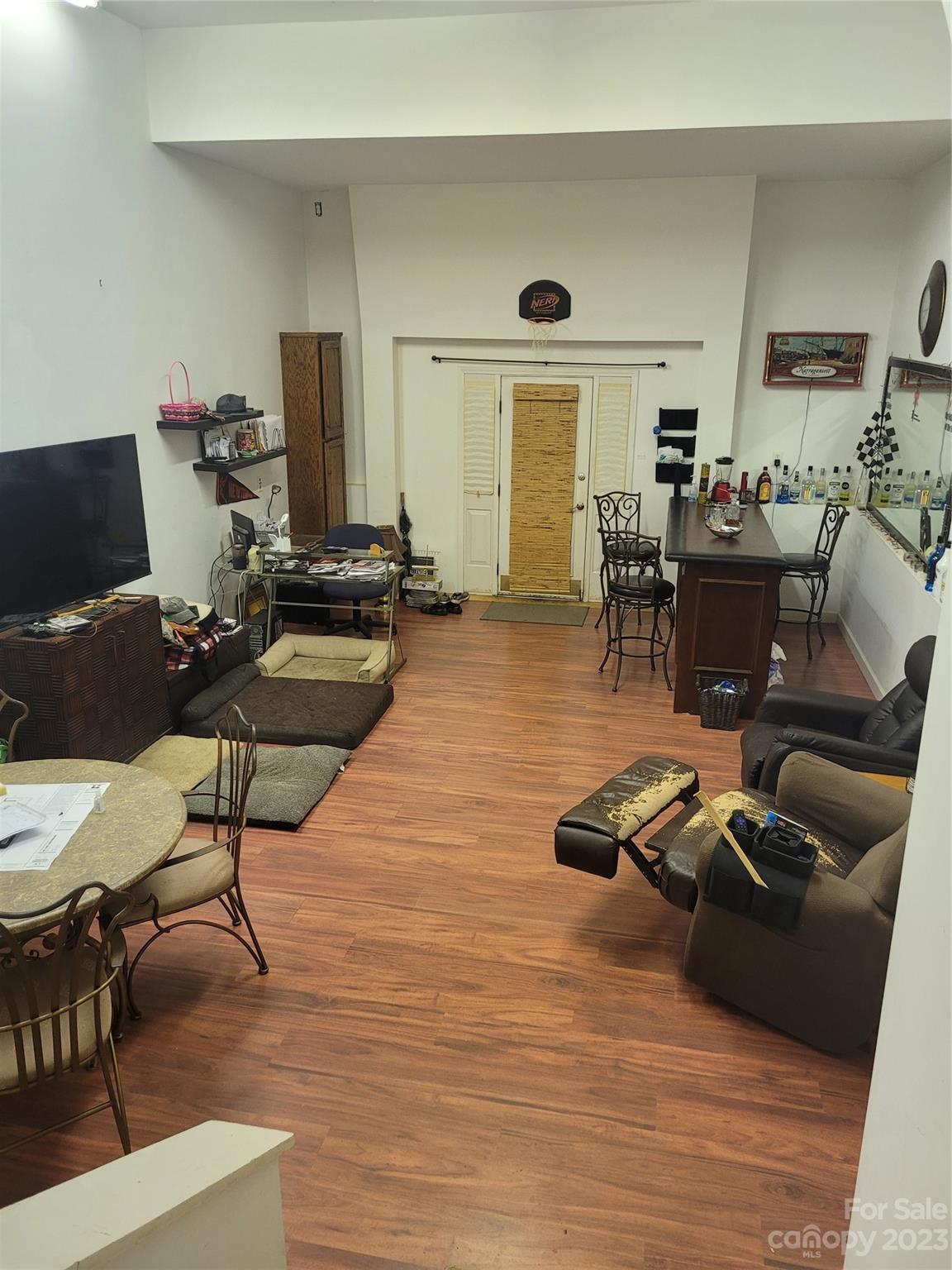 215 Sparta Drive Unit: 28